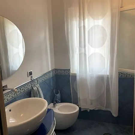 Un'oasi Di Relax Con Giardino Sul Mare!