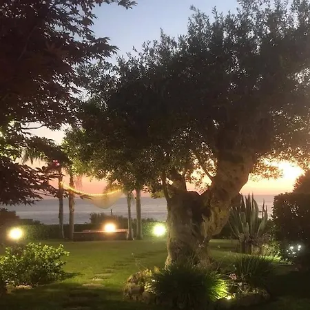 Un'oasi Di Relax Con Giardino Sul Mare! Cirella