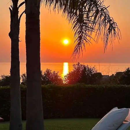 Un'oasi Di Relax Con Giardino Sul Mare! Cirella